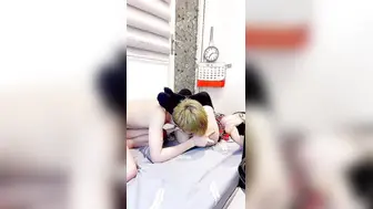 小黄毛大战眼镜御姐【下篇】情趣短裙，主动反攻骑乘，扶着小腰后入，一个多小时持续输出