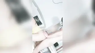 七彩主播【你的林妹妹】想给你舌吻，来，让我亲一下你！操死我，用力的操~哦麦噶！救命~~爸爸，你太猛啦！轻点，温柔点~啊啊~~