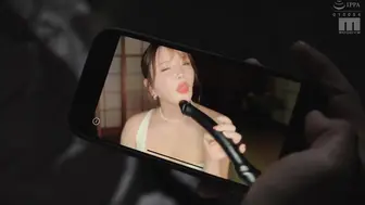 MIDA-630 [中文字幕]“嘿，我好​​无聊……不如我们一起嗨一下？”我被住在附近的一位身材丰满、性欲旺盛的高级明星太太所诱惑、 Himari