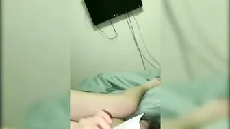 外流 影片 投稿曝光前女友！湖南长沙『范西西』趁男友不在家偷情！内射后还发视频给男友看
