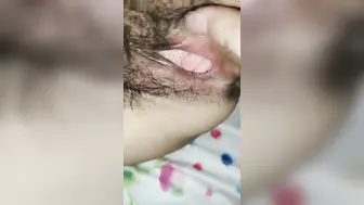 45岁大吊奶熟女妈妈与干儿子同居乱伦这老肥穴小伙是怎么干也干不够啊搞的干妈淫叫说要喷水了
