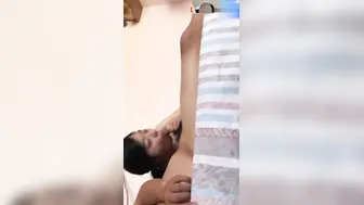 【姐弟】爸爸妈妈不在家 弟弟在家和姐姐乱伦