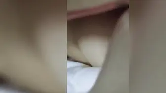 乱伦视频 真实家庭乱伦 淫妈39度鸡巴插进妈妈逼里