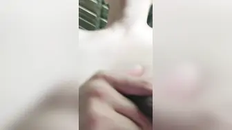 真实农村乱伦-我喜欢爸爸的小肉棒 他暴涨的肉棒在我口中射出，我吞下他的精液