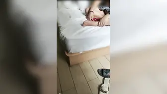 真实家庭乱伦 酒店开房和岳母乱伦大屁股熟女