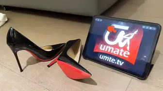 Umate_播音系小美_纯情女大2_被肏到高潮喷水！黑丝红底高跟